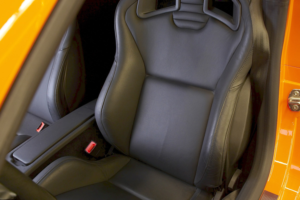 Artega GT seat