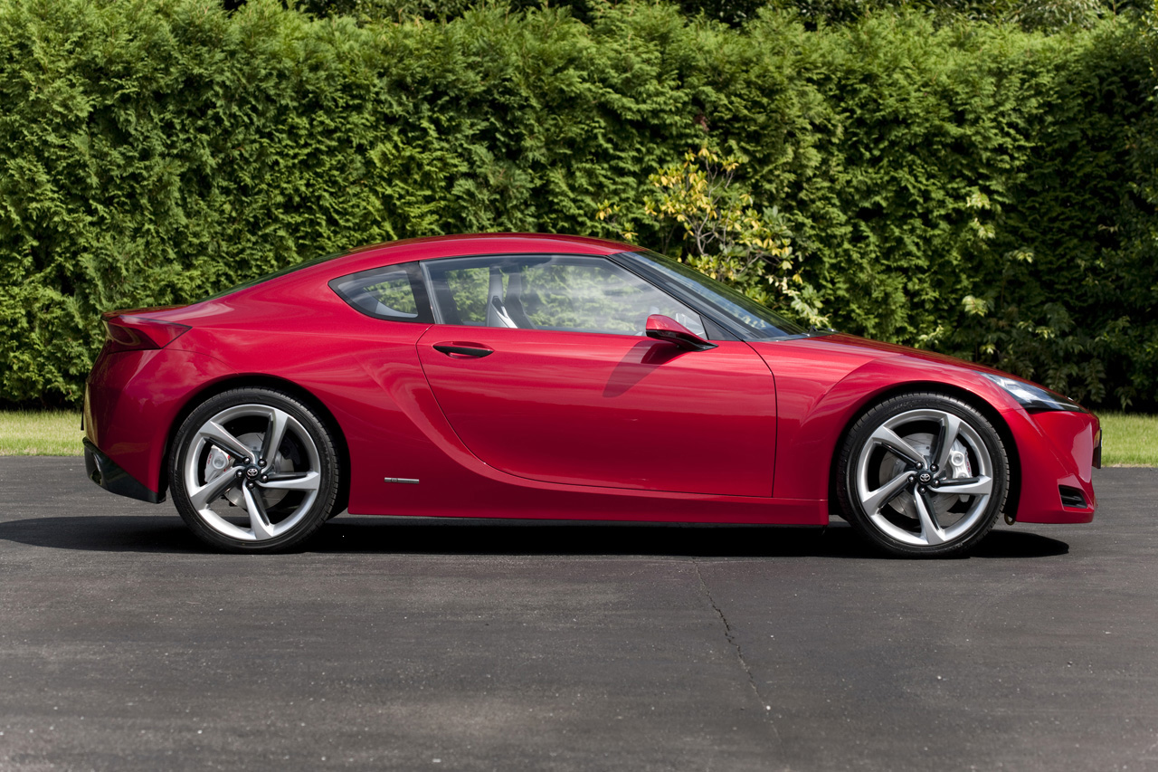 Toyota FT-86 coupe