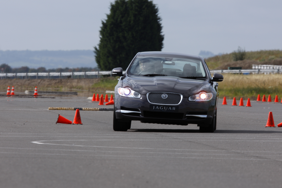 Jaguar XF