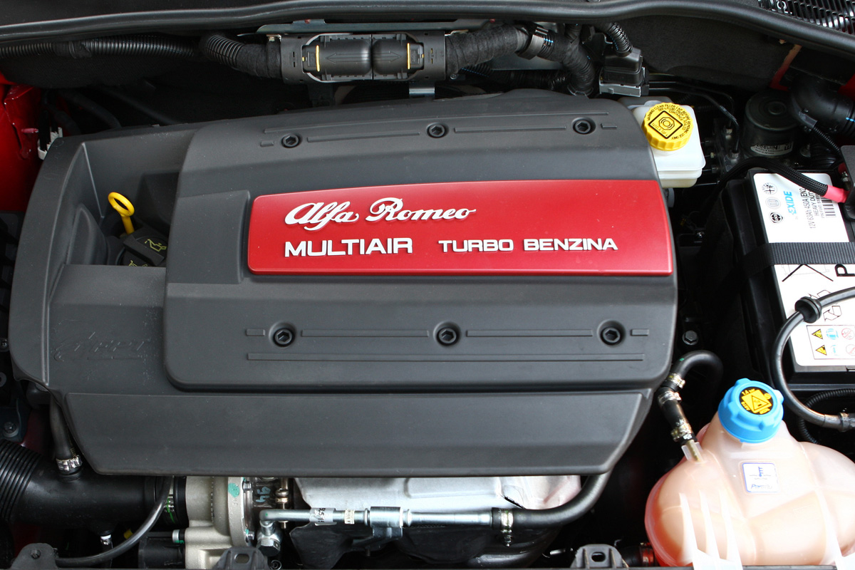 Alfa Romeo MultiAir engine