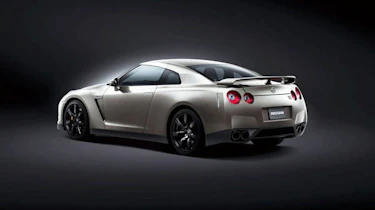 Nissan GT-R