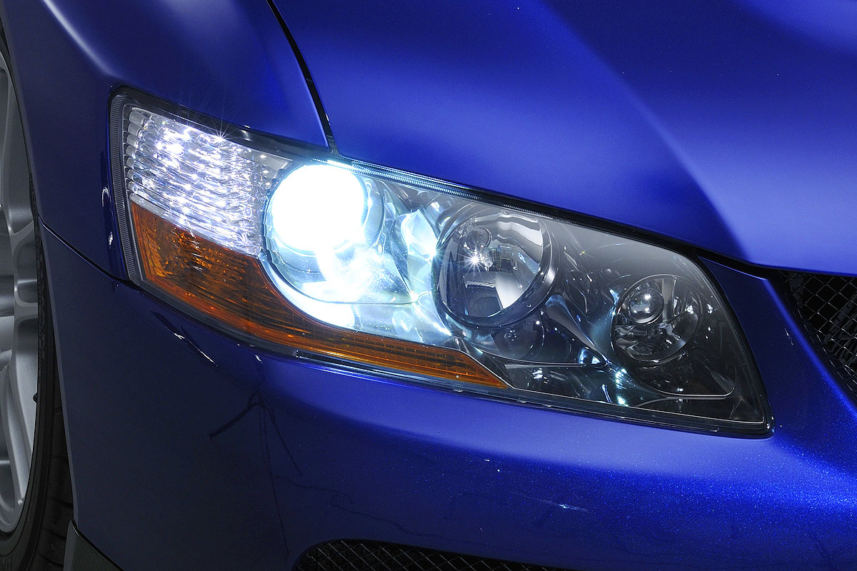 Mitsubishi Evo IX headlight