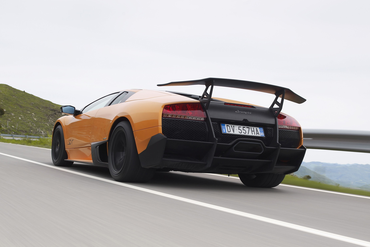Lamborghini LP670-4 SV