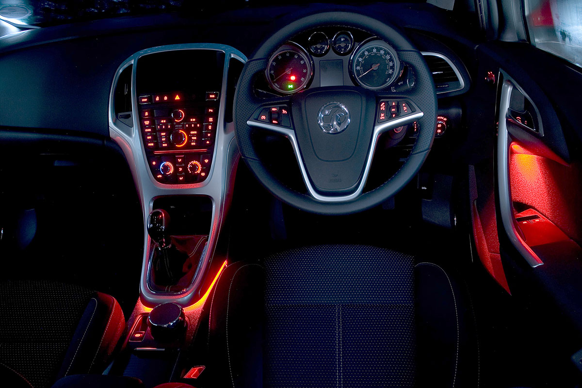 Vauxhall Astra SRi dashboard