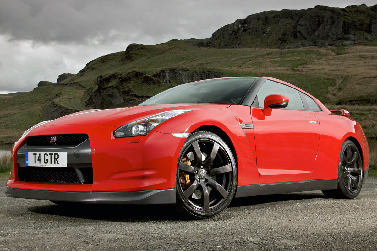 Nissan GT-R