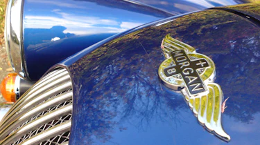 Morgan Plus 8 grille