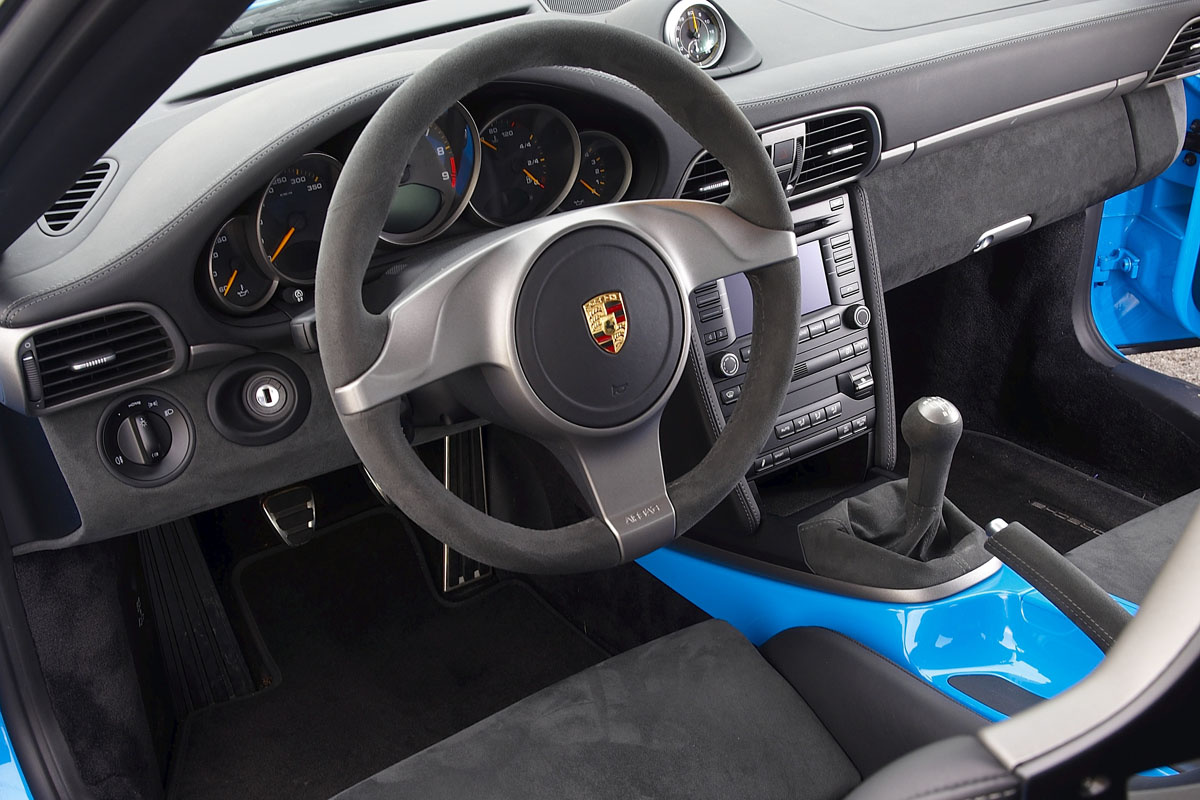 Porsche 911 GT3 interior