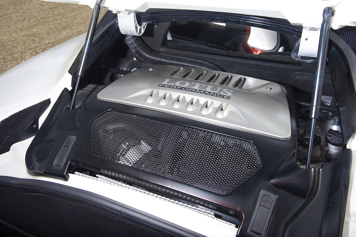 Lotus Evora engine