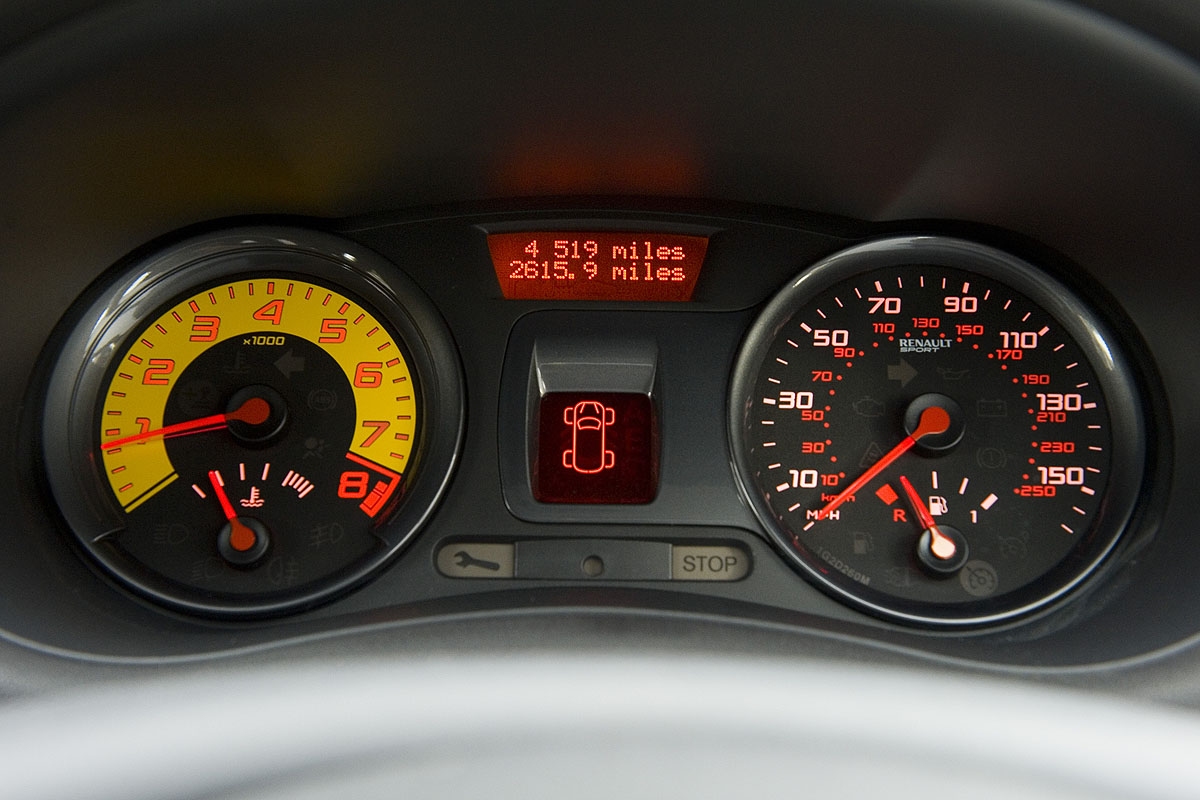 Renaultsport Clio 200 Cup dashboard