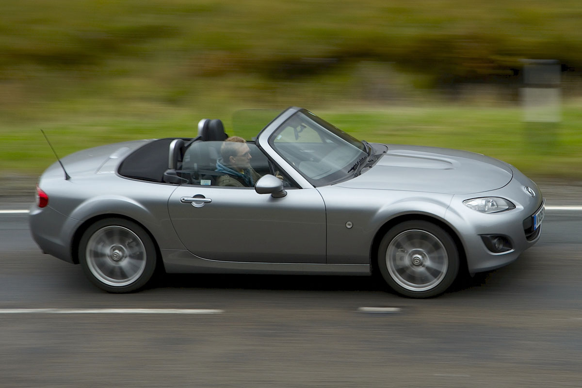Mazda MX-5 2.0i Sport