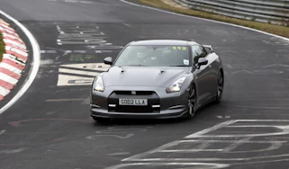 Nissan GT-R