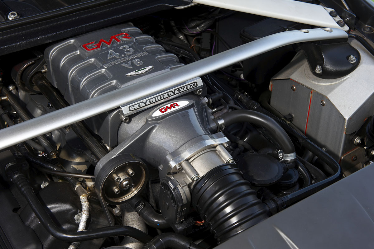 Aston Martin Paramount 500 engine