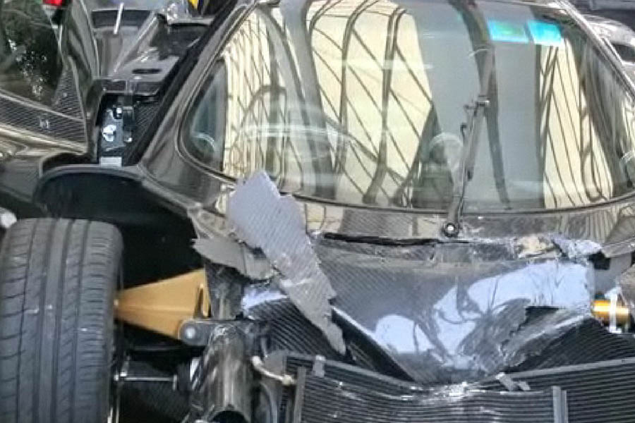 Crashed Pagani Zonda F