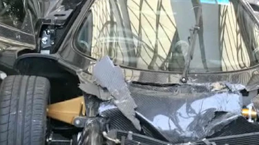 Crashed Pagani Zonda F