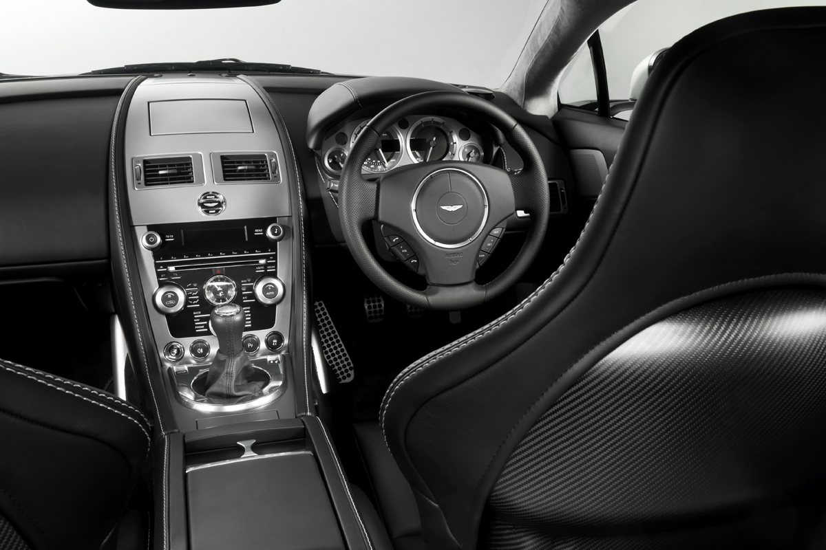 AM V8 Vantage