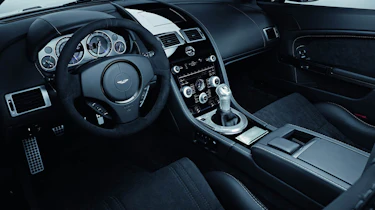 Aston Martin V12 Vantage