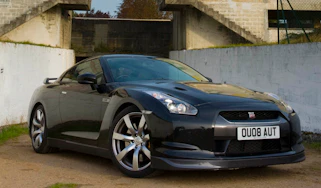Nissan GT-R