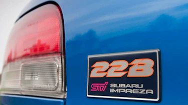 Subaru Impreza 22B