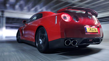 Nissan GT-R