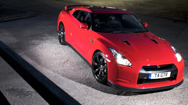 Nissan GT-R