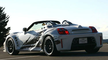 Toyota MR2 hybrid roadster