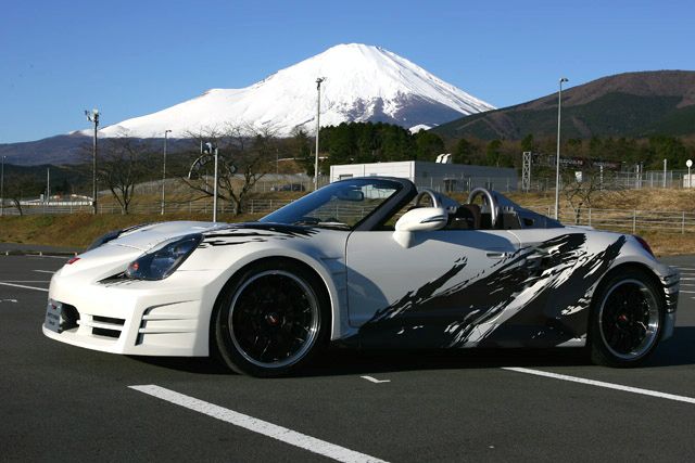 Toyota MR2 hybrid roadster