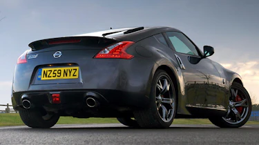 Nissan 370Z Black rear