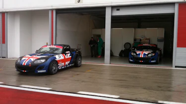 pit garage