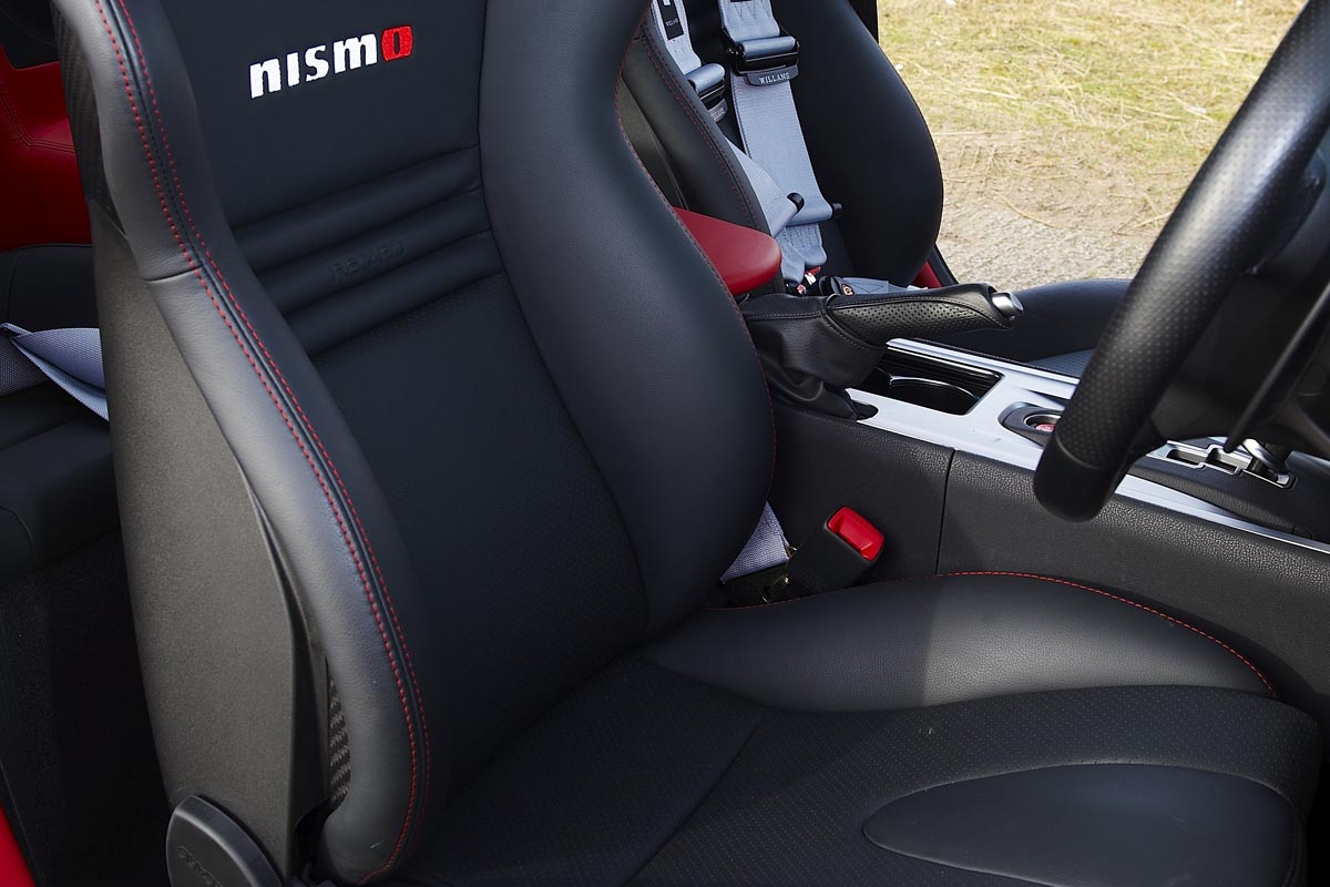 Nismo seat