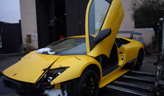 Lamborghini Murcielago LP670-4 SV crash