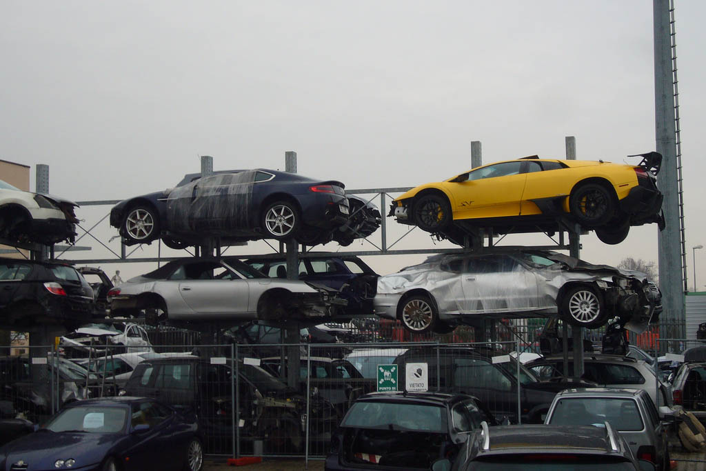 Lamborghini Murcielago LP670-4 SV crash