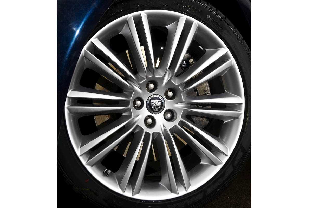 New Jaguar XJ