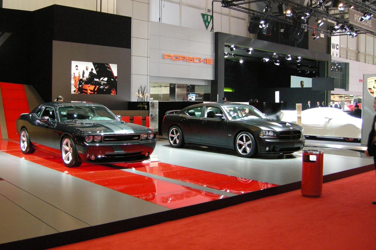 Dodge vs Porsche