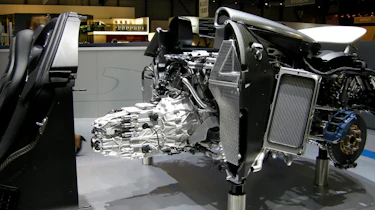 Veyron innards 1