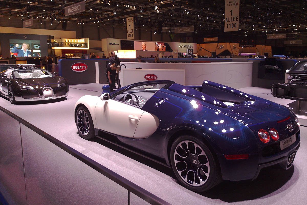 Bugatti Veyrons