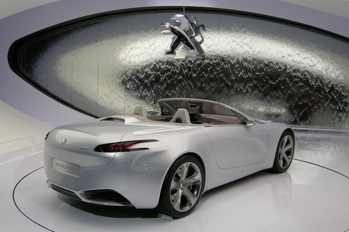 Peugeot SR1