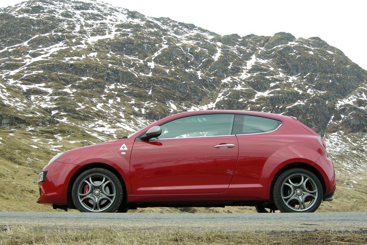 MiTo profile