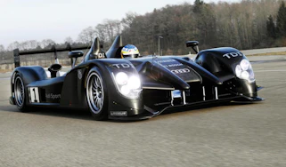 Audi R15 TDI Le Mans racer