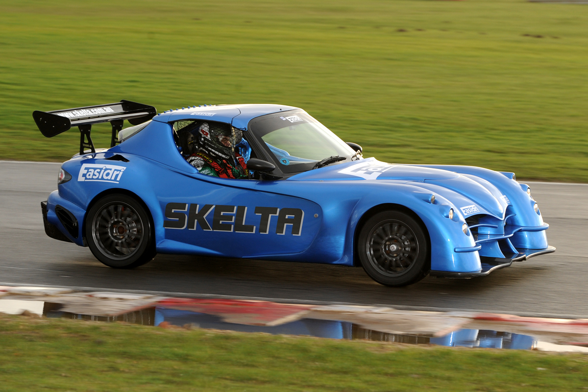 Skelta G-Force Supercharged