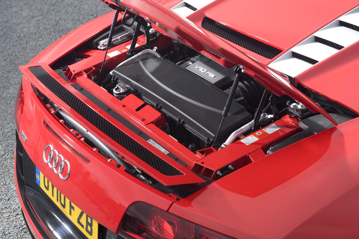 R8 engine