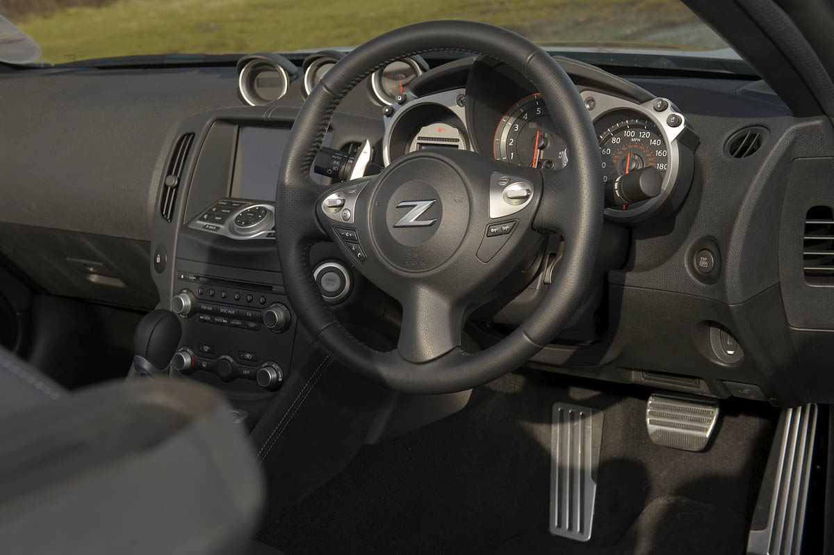 Nissan 370Z Roadster