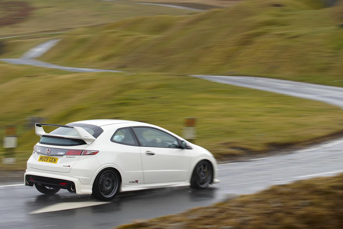 Mugen wet rear pan