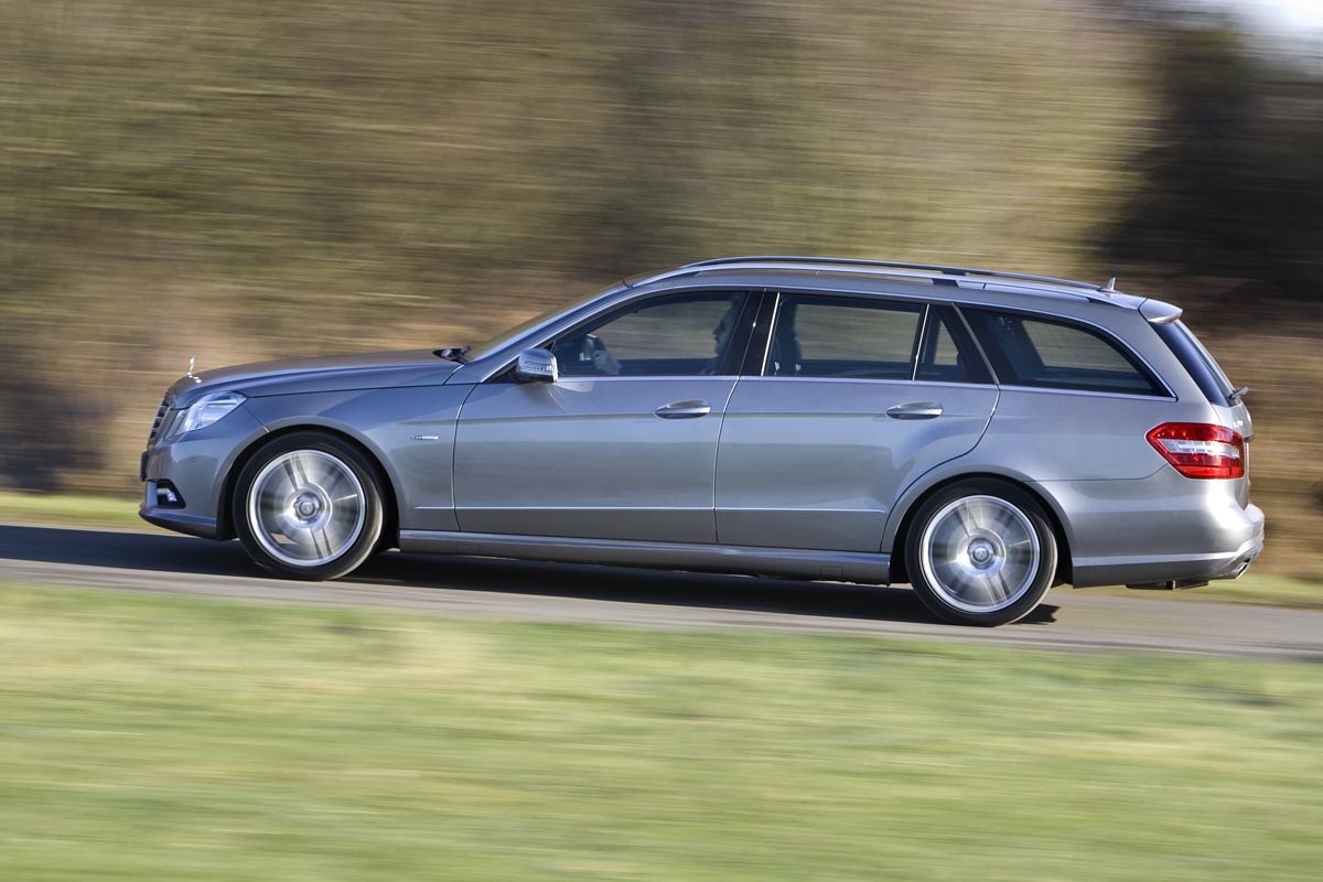 Mercedes E-Class estate panning