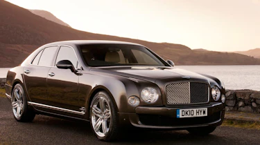 Bentley Mulsanne front static to left