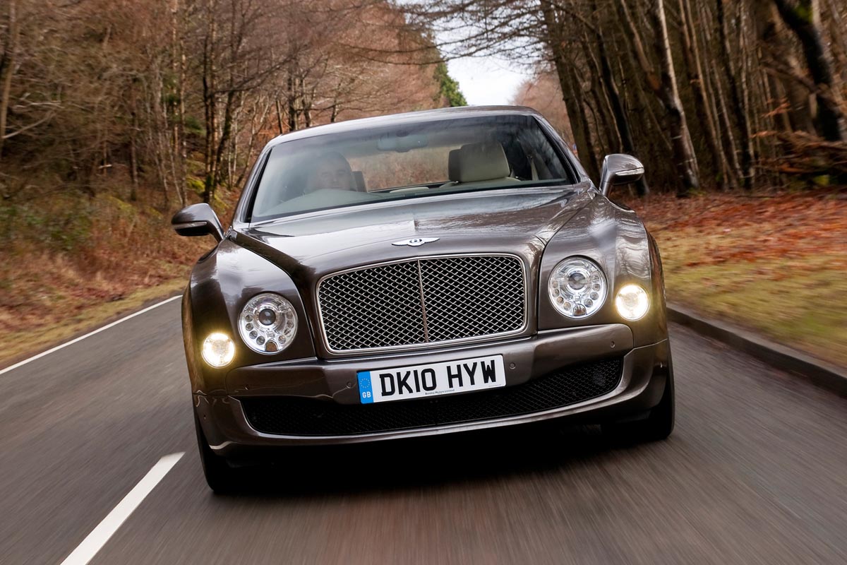 Bentley Mulsanne nose tracking