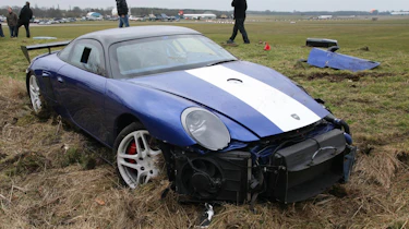 crashed 9ff GT9R front