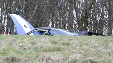 crashed 9ff GT9R over crest