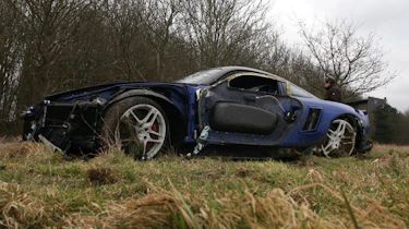 crashed 9ff GT9R low side