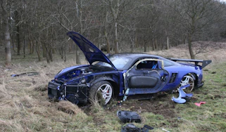 crashed 9ff GT9R header
