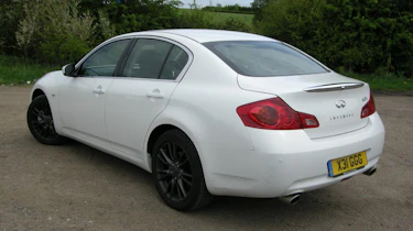 Infiniti G37x rear static 2